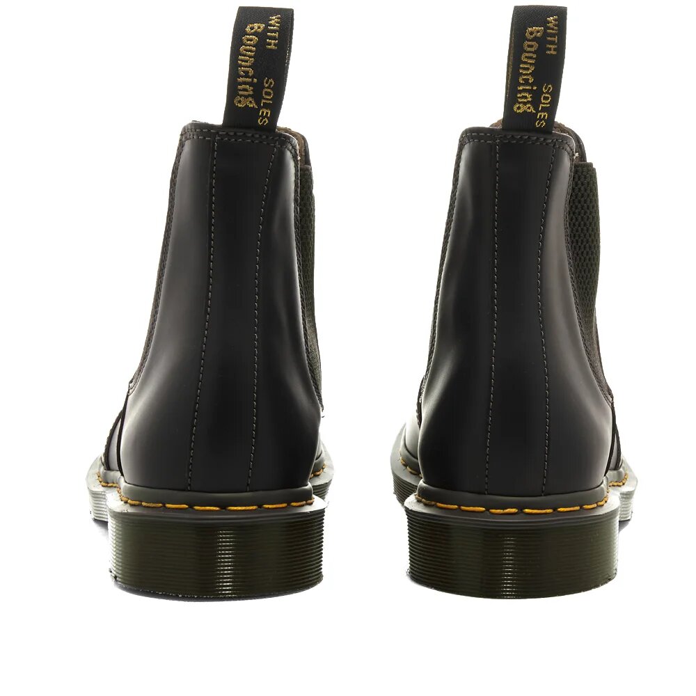 Dr. Martens Vintage 2976 Chelsea Boot Made in England Quilon Black