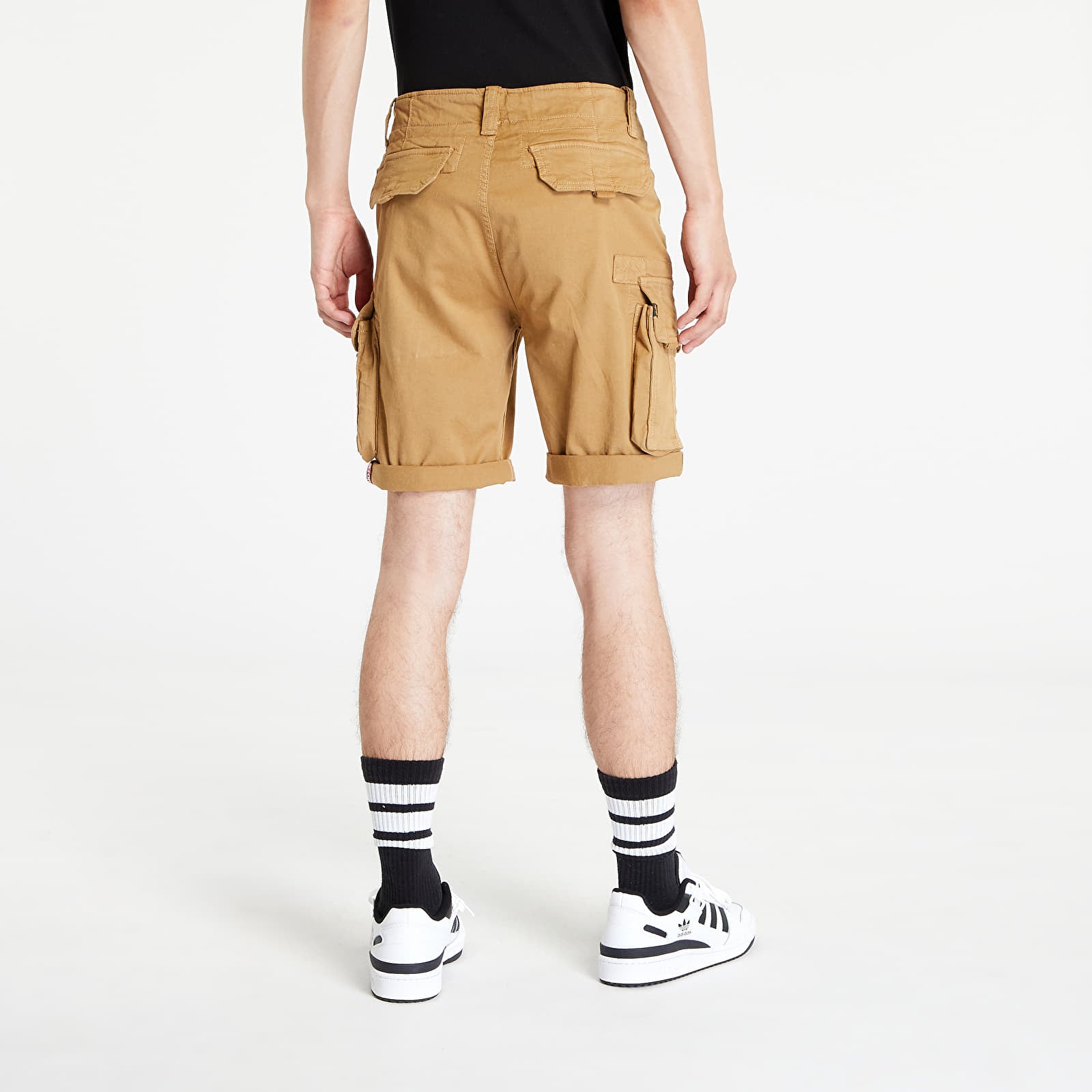 Alpha Industries Crew Cargo Short Khaki