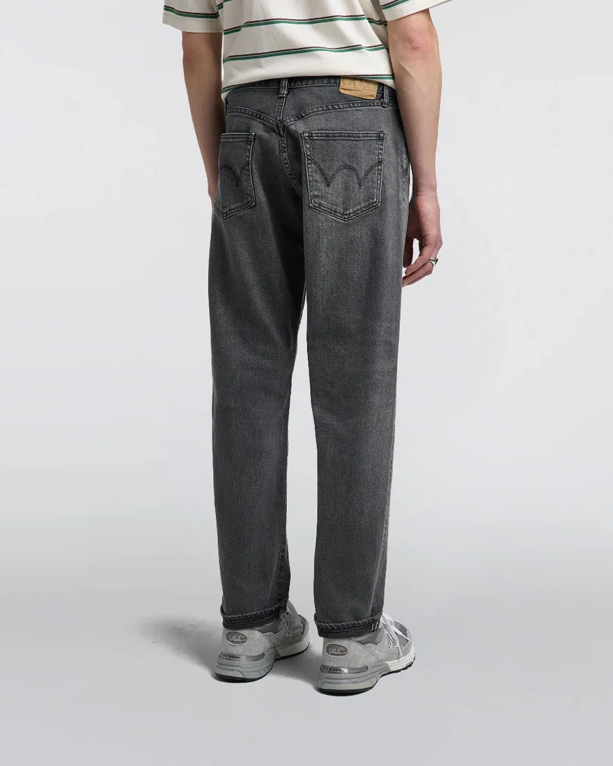 Edwin Regular Tapered Jeans L32 Black Light Used