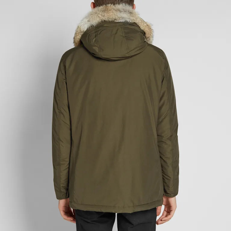 Woolrich Arctic Anorak in Ramar Dark Green