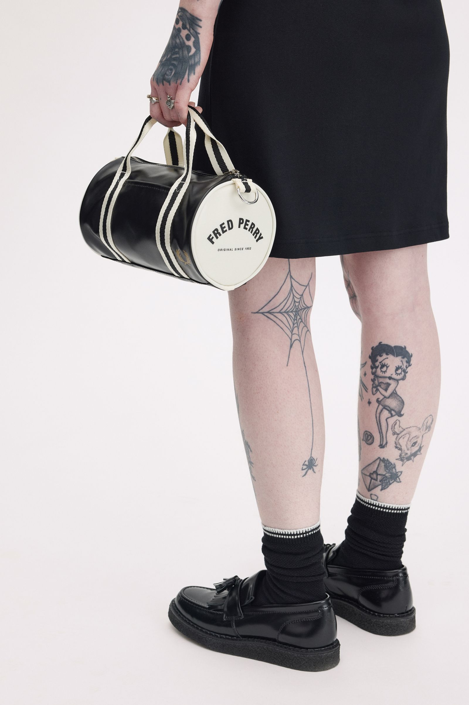 Fred Perry Classic Mini Barrel Bag Black