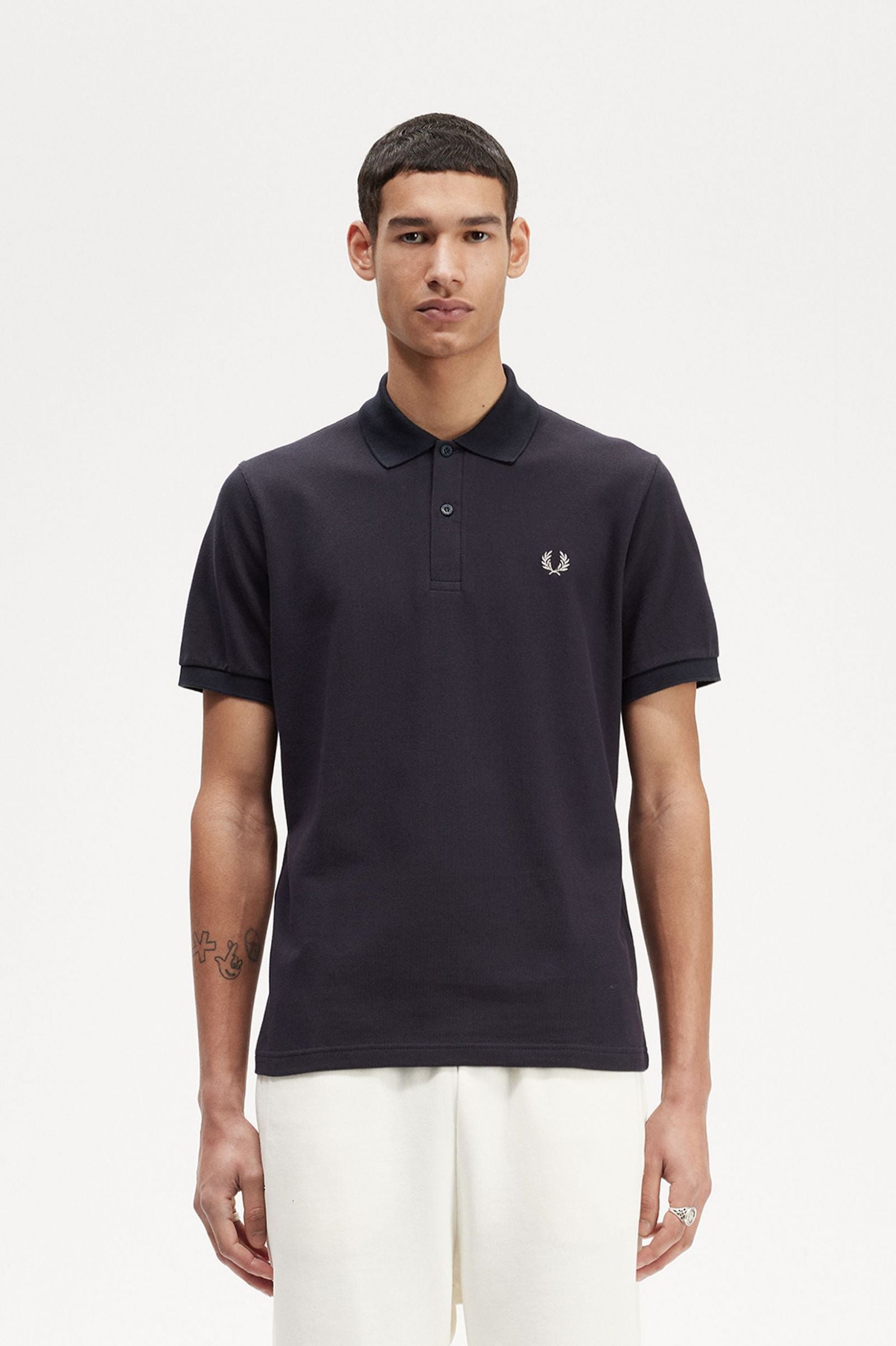 Fred Perry Reissues Original Plain Polo Navy / Light Oyster