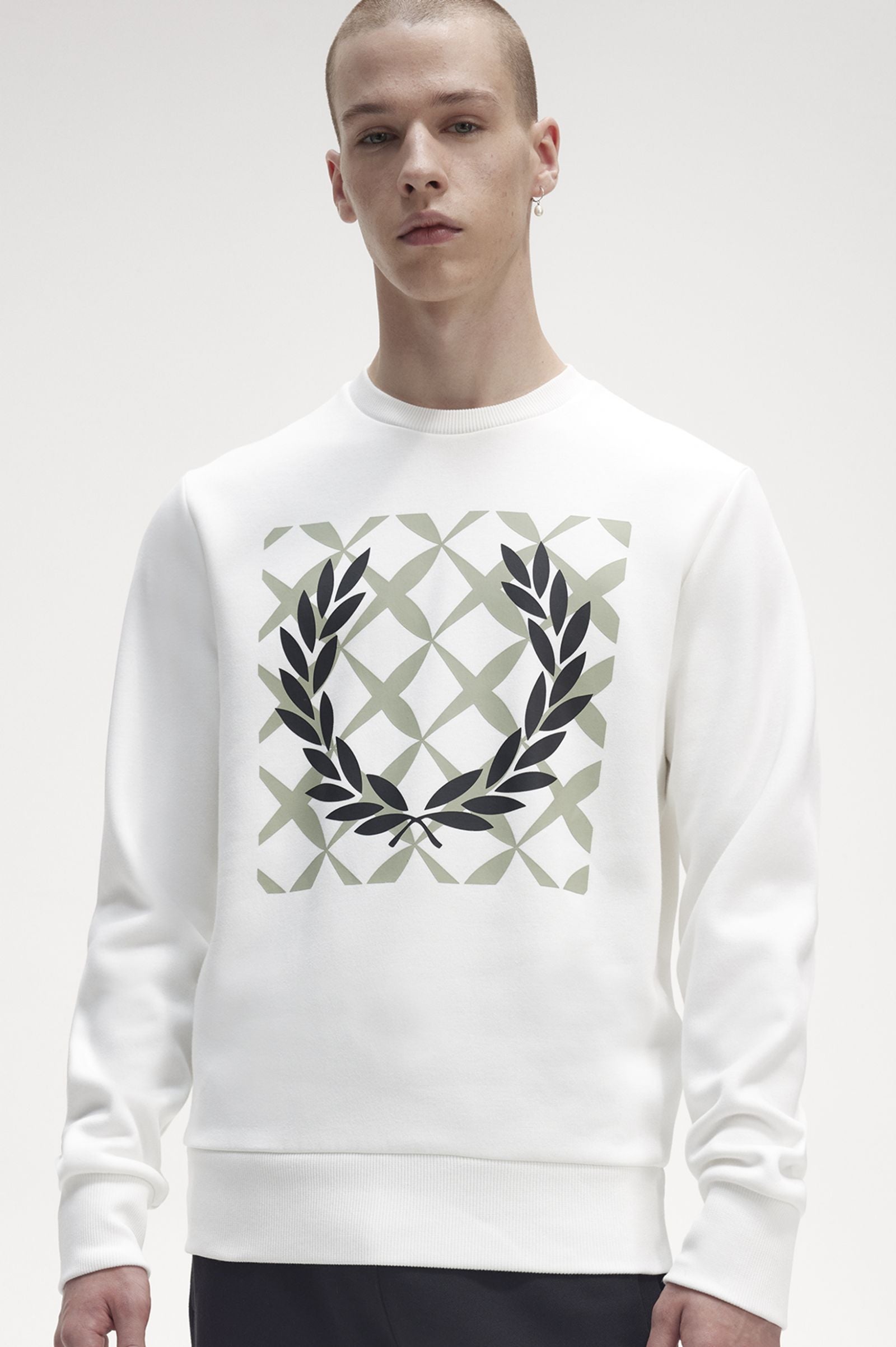 Fred Perry Crew Sweat Graphic Cross Stitch White