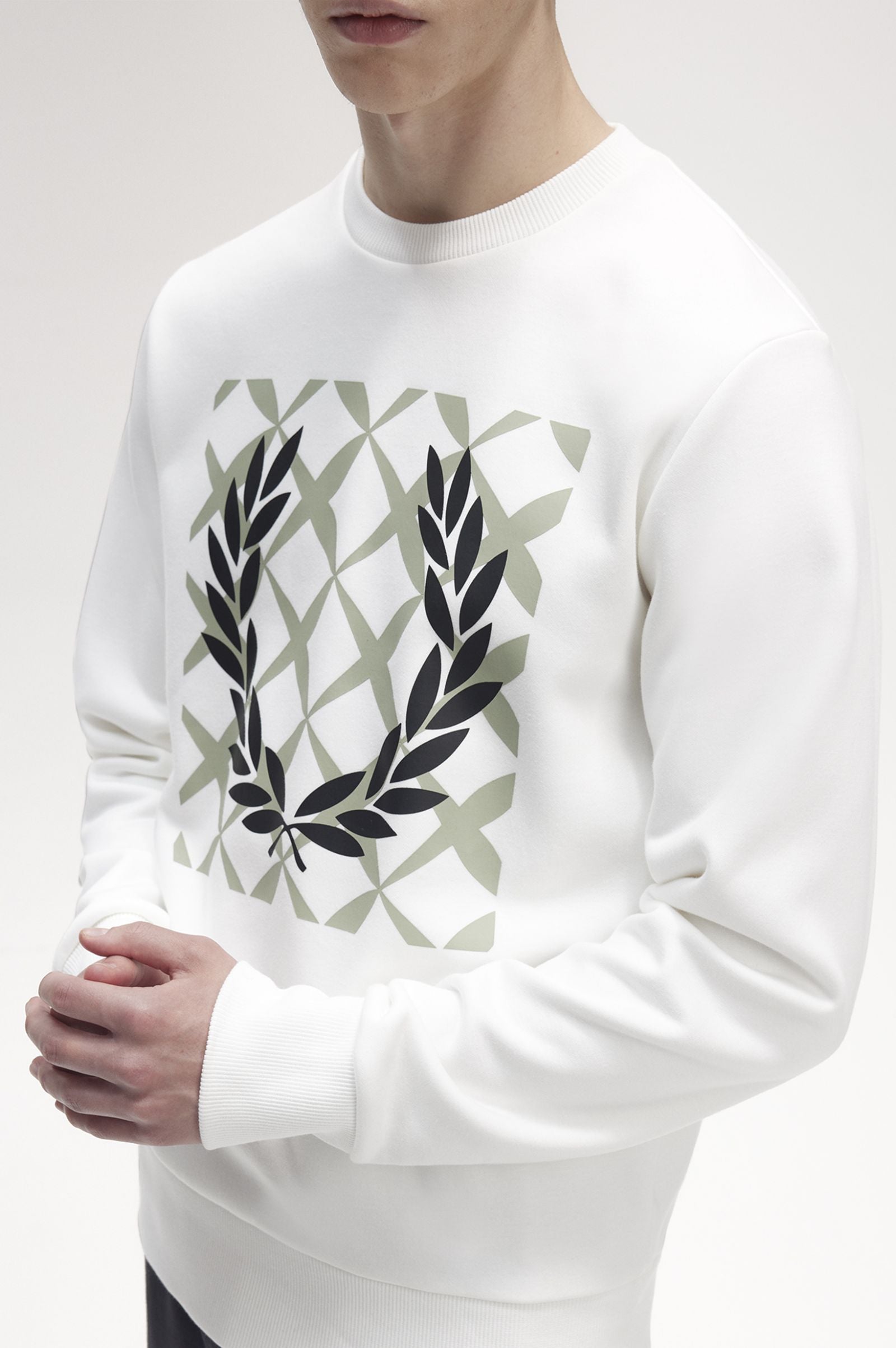 Fred Perry Crew Sweat Graphic Cross Stitch White