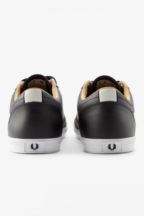 Fred Perry Baseline Leather B1228 Black